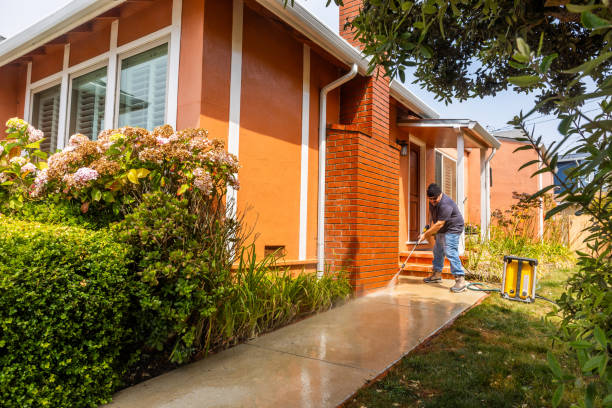 Garage Pressure Washing in Garden Plain, KS